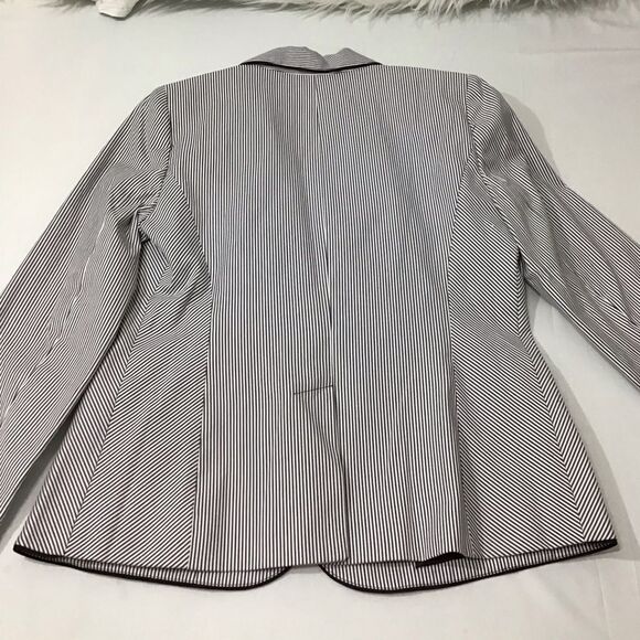 Jones New York The Julia Jacket Blue Pinstripes Stretch New Size 10 - Picture 5 of 16